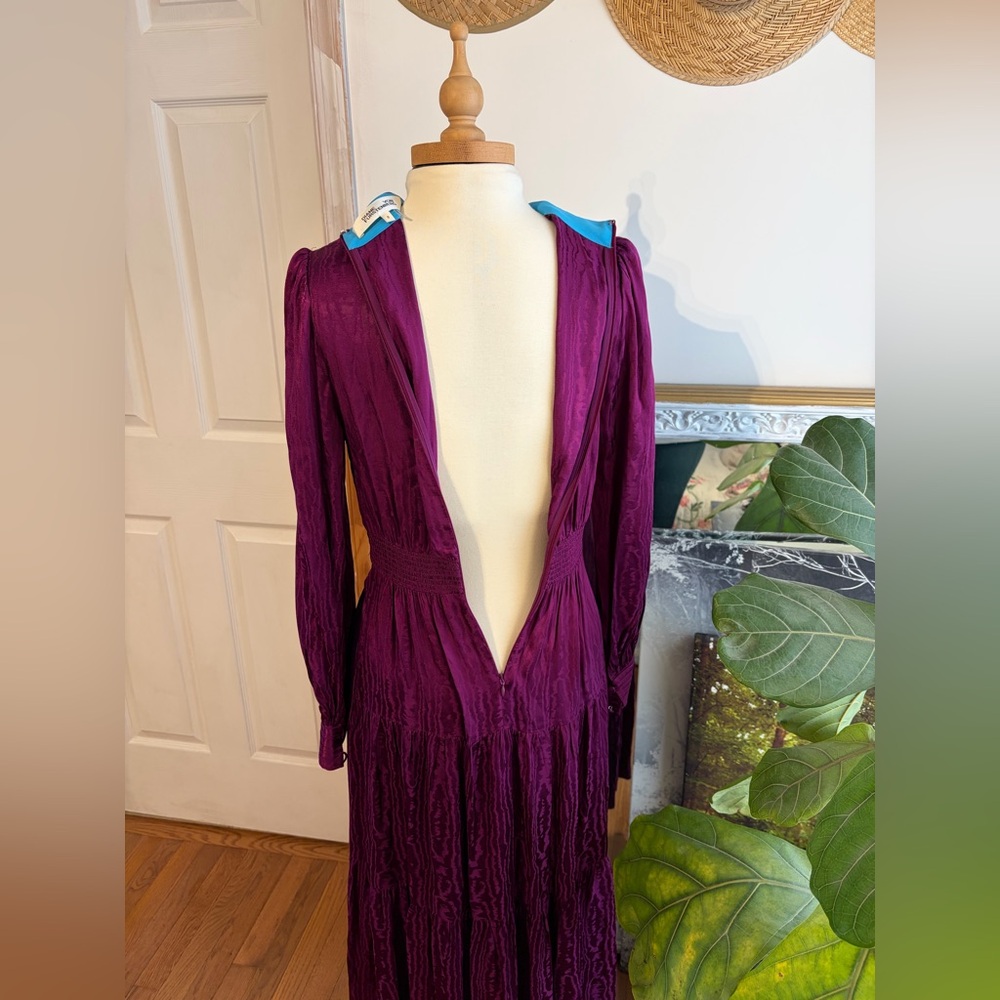 Diane Von Furstenberg Gil Tiered Satin-Jacquard Midi Dress purple Dress Sz 8 - Picture 10 of 12